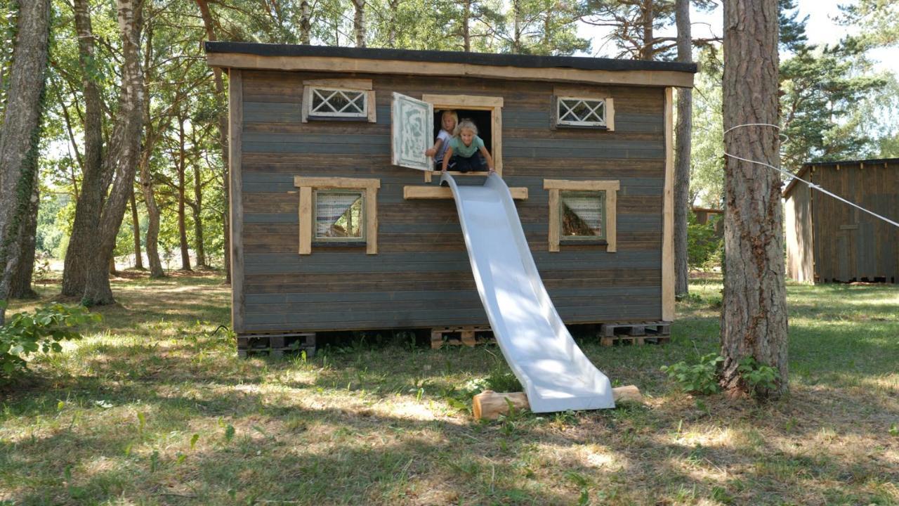 Fidenäs Fide Aeventyrsby & Camping מראה חיצוני תמונה
